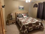 40 Creek Lodge North Bedroom 1 with queen bed